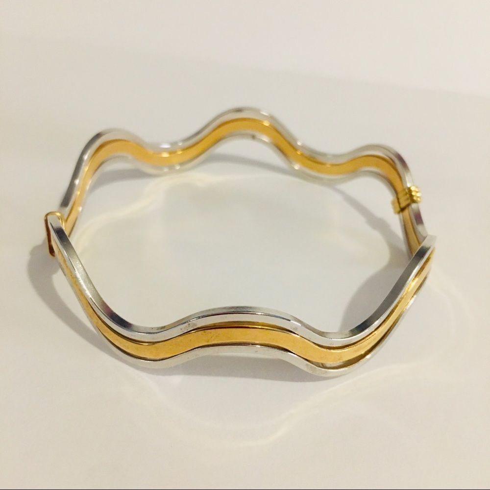 Vintage Avon 1978 Gold Silver Tone Bracelet 1004 - Picture 2 of 5